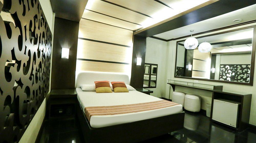 Hotel 2016 Manila Dış mekan fotoğraf