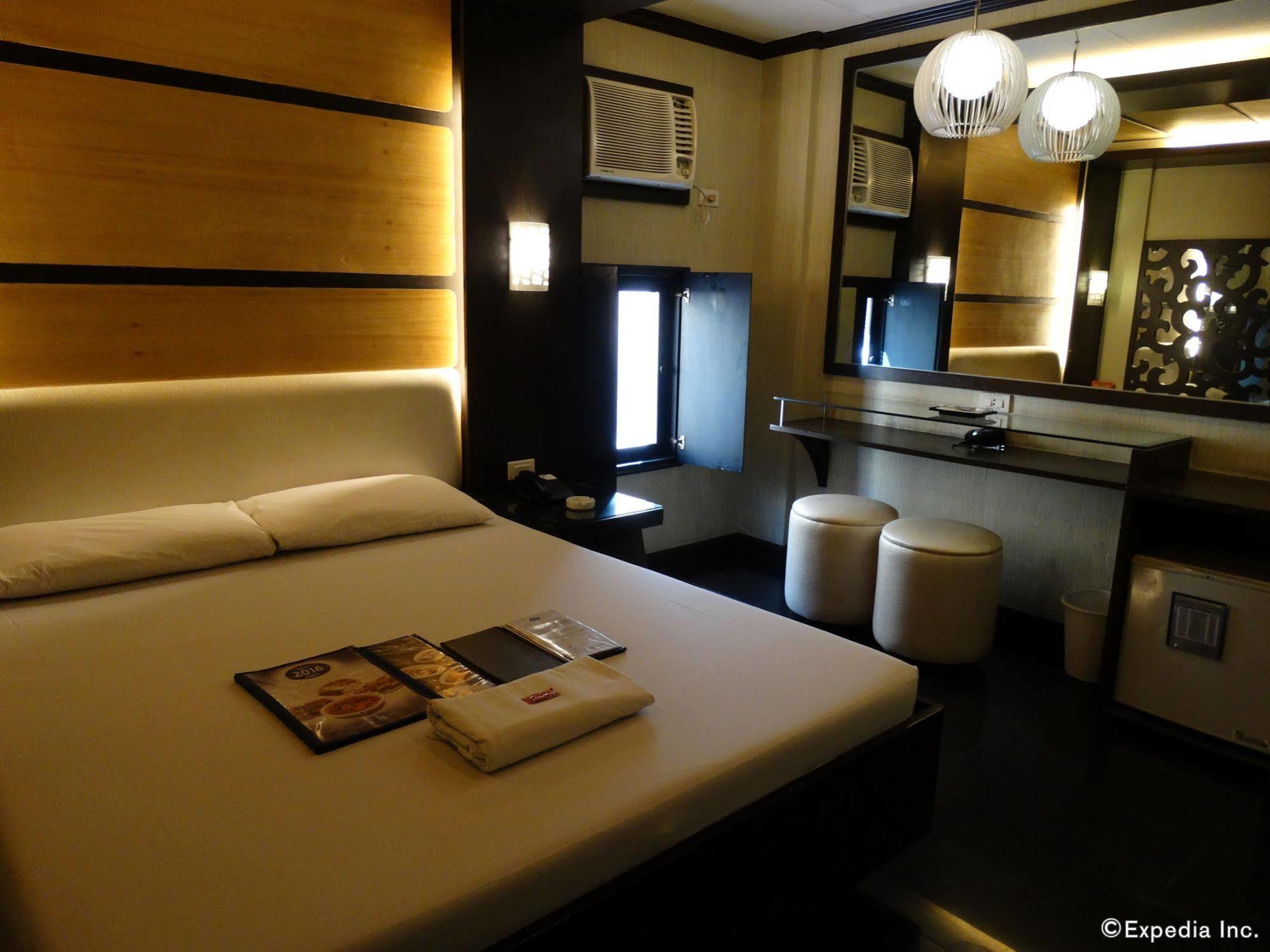 Hotel 2016 Manila Dış mekan fotoğraf