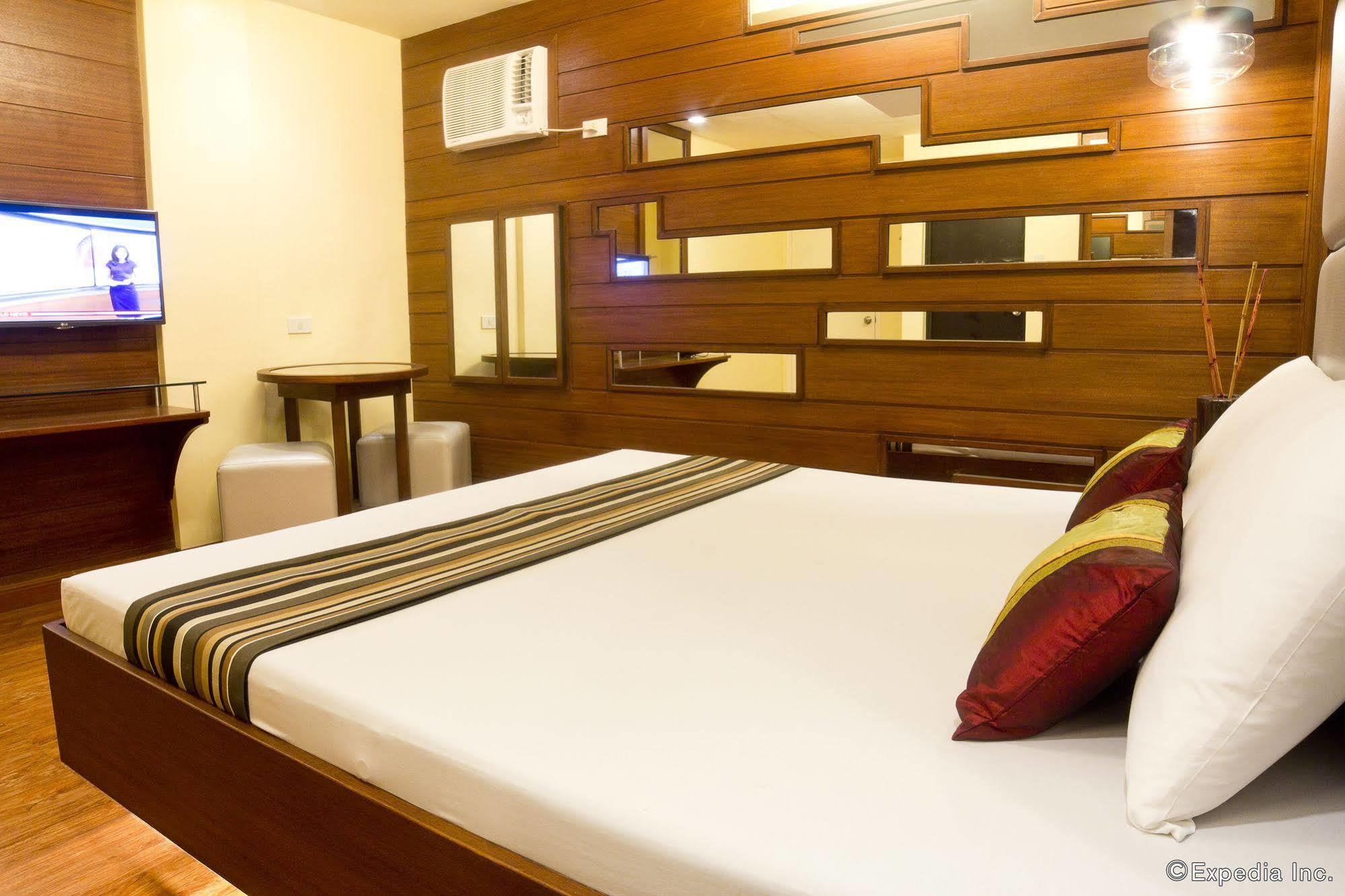Hotel 2016 Manila Dış mekan fotoğraf